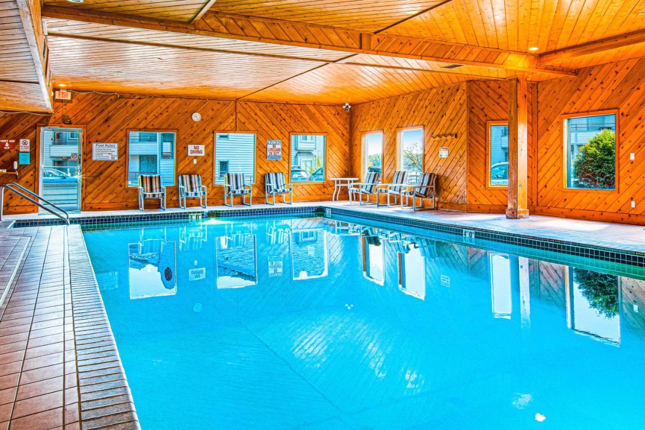 Lighthouse Cove #208 Apartment Wisconsin Dells