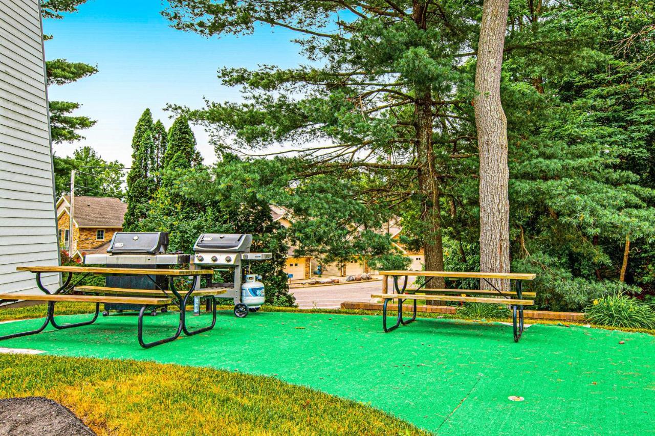 Lighthouse Cove #208 Apartment